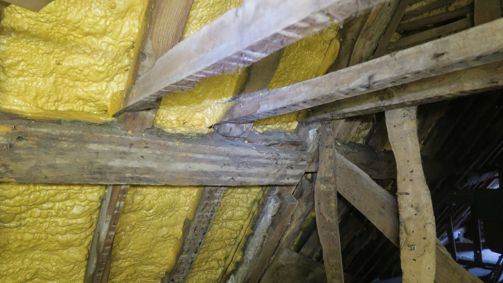 What Are The 2 Main Categories Insulation Products Come In